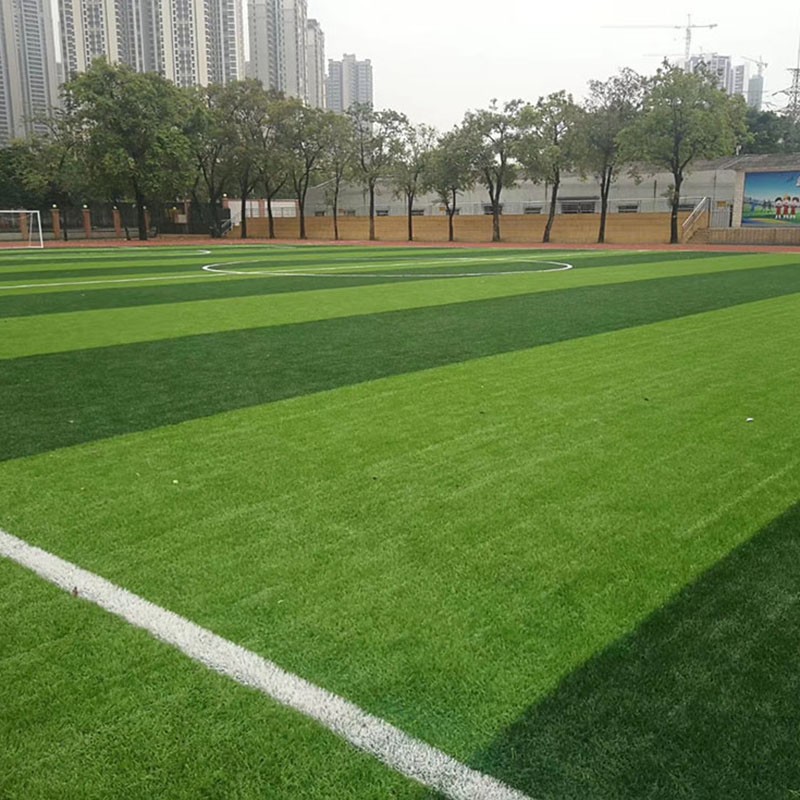 足球场翻新案例,足球场翻新施工费用